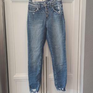 Stylish Distressed Blue Cropped Jeans